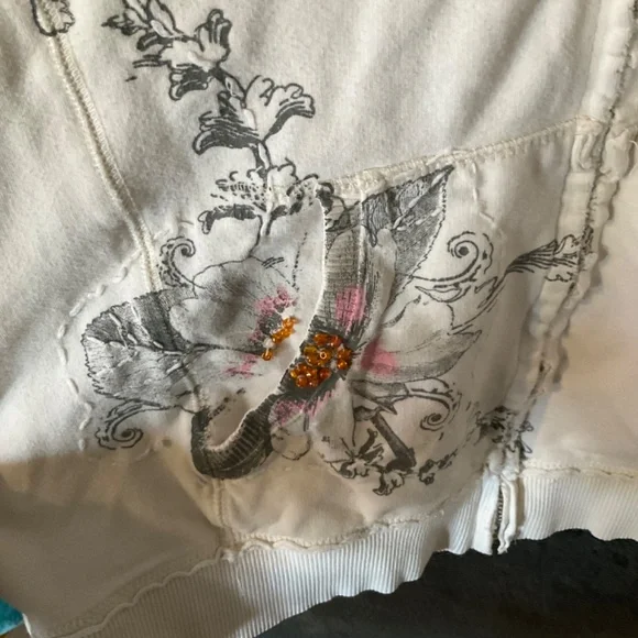 One World Special Issue Zip-Up Large - Picture 9 of 9